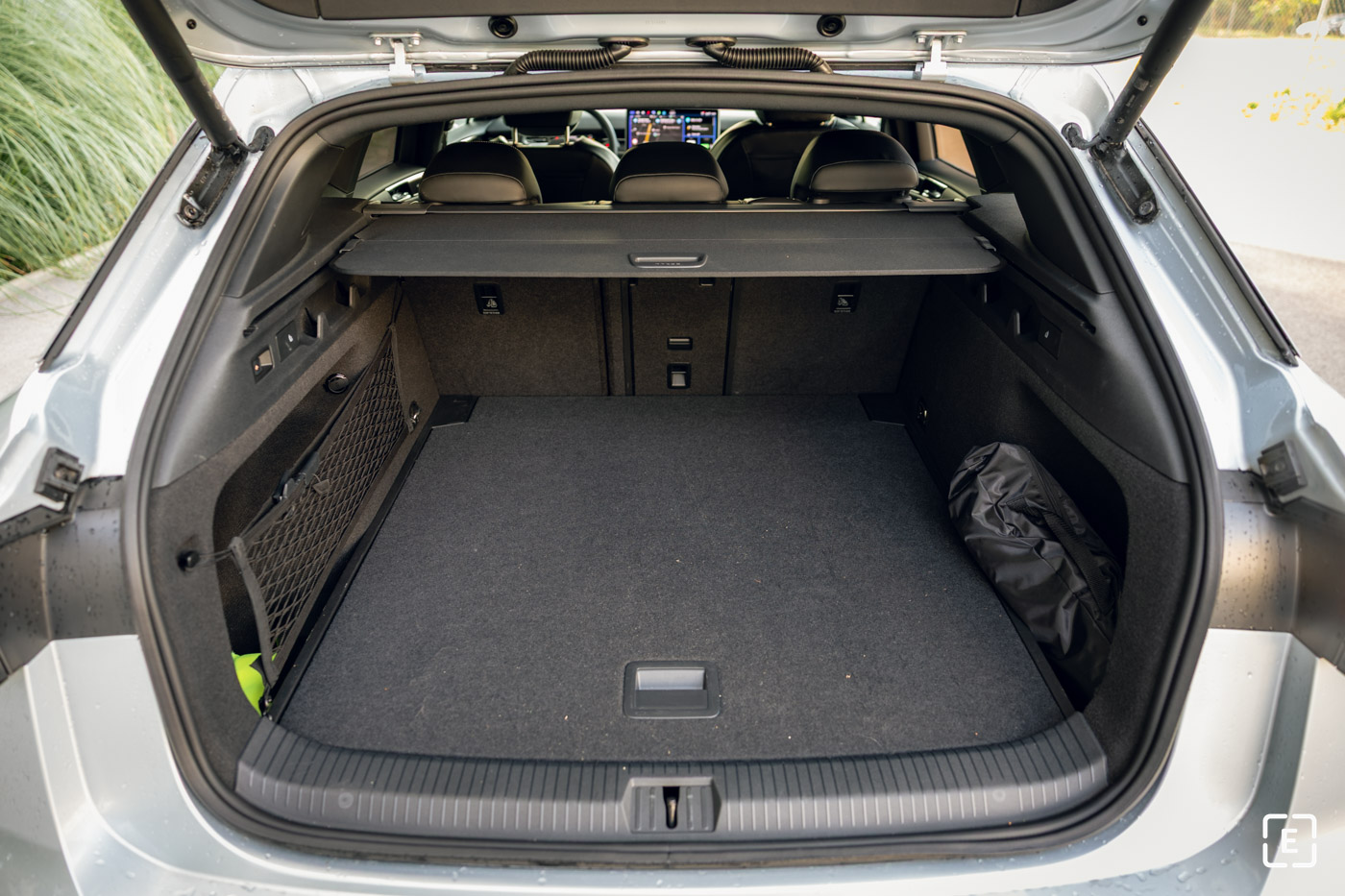 objem kufra Batožinový priestor Volkswagen ID.7 Tourer Pro S kofferraum boot space capacity trunk kufor
