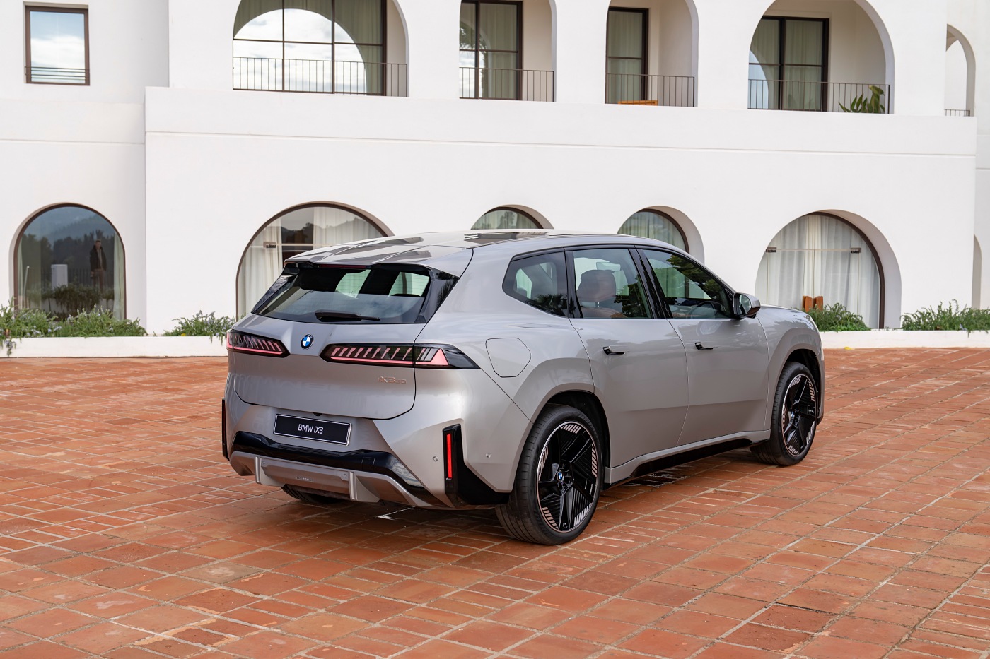 Spotreba a dojazd BMW iX3 consumption range